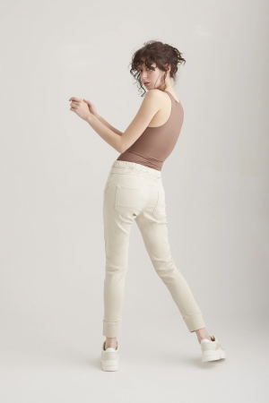 c.o.j. denim SLIM COLOURED JOG PANTS SAND bestel je online bij www.detojeans.nl/ c.o.j. denim SLIM COLOURED JOG PANTS SAND bestel je online bij www.detojeans.nl/