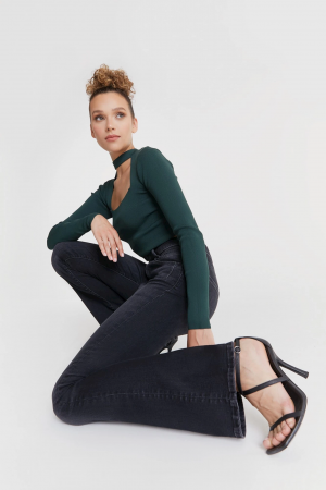 c.o.j. denim  ULTRA HIGH WAIST FLARED JEANS BLACK VT bestel je online bij www.detojeans.nl/ c.o.j. denim  ULTRA HIGH WAIST FLARED JEANS BLACK VT bestel je online bij www.detojeans.nl/