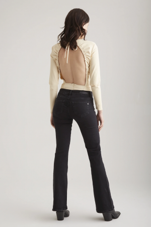 c.o.j. denim Mid Waist Flare Black VT bestel je online bij www.detojeans.nl/ c.o.j. denim Mid Waist Flare Black VT bestel je online bij www.detojeans.nl/